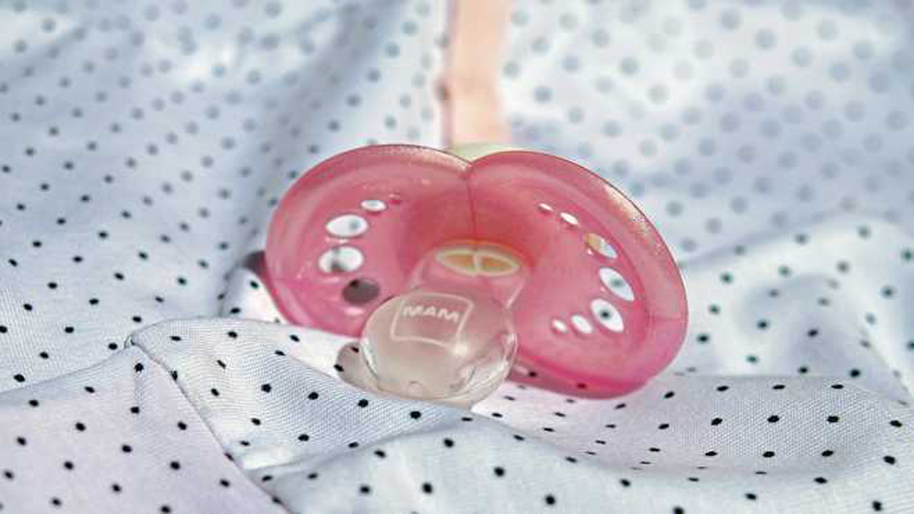 pacifier-baby-generic_371051