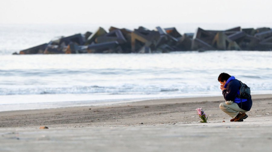 tsunami-anniversary_400773