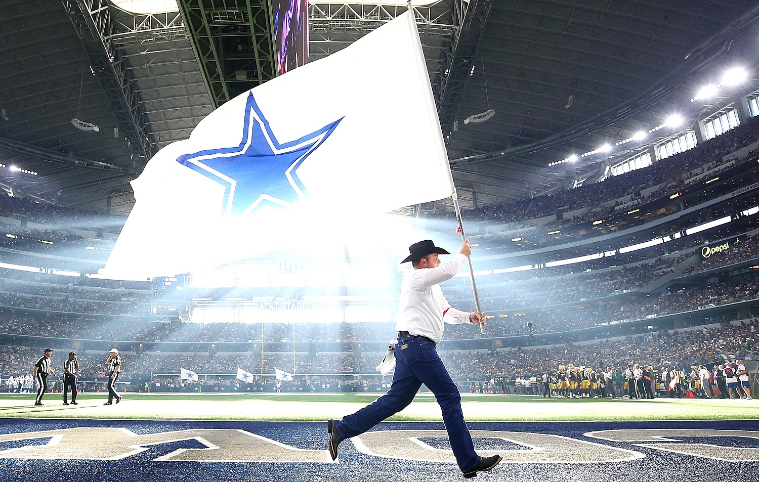 97918074_1524068553674-3156084