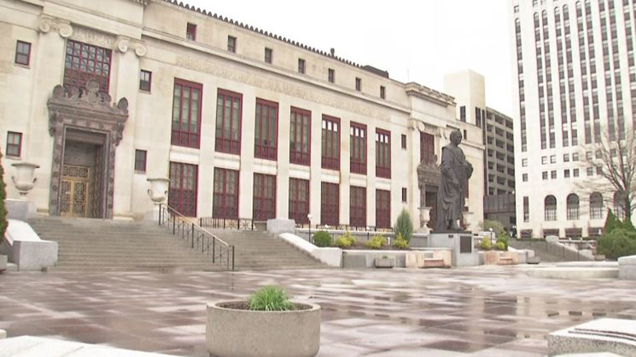 columbus-city-hall_1523030247501.jpg