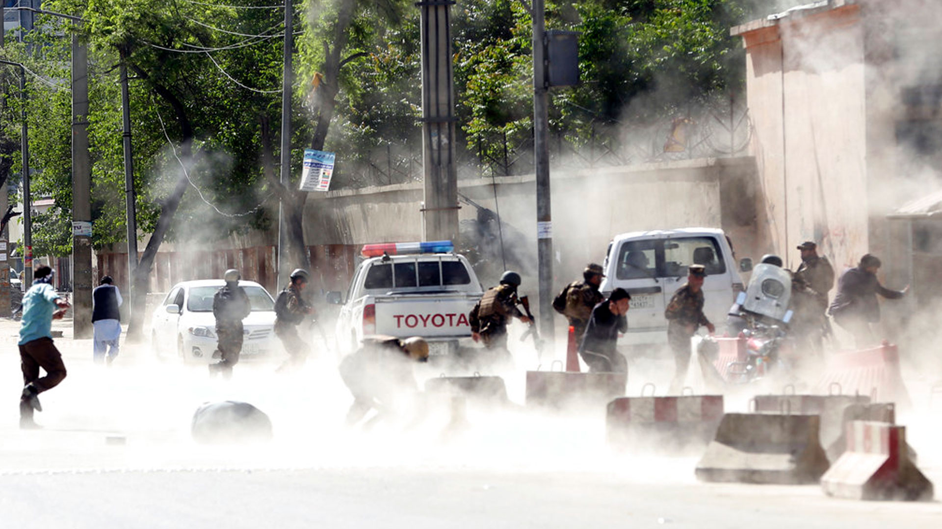 kabul-double-bombing_1525073298687.jpg
