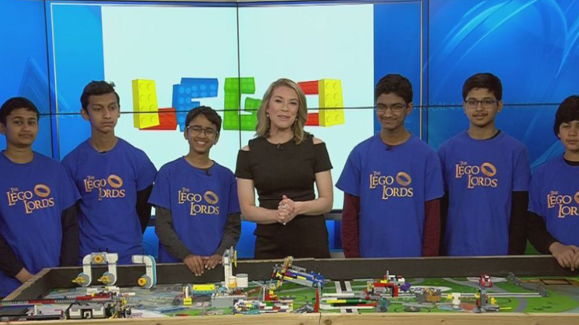 lego-lords_1524414355377.jpg