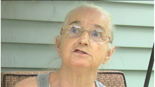 Grandmother_confronts_gunman_1_20180531022156-873774424