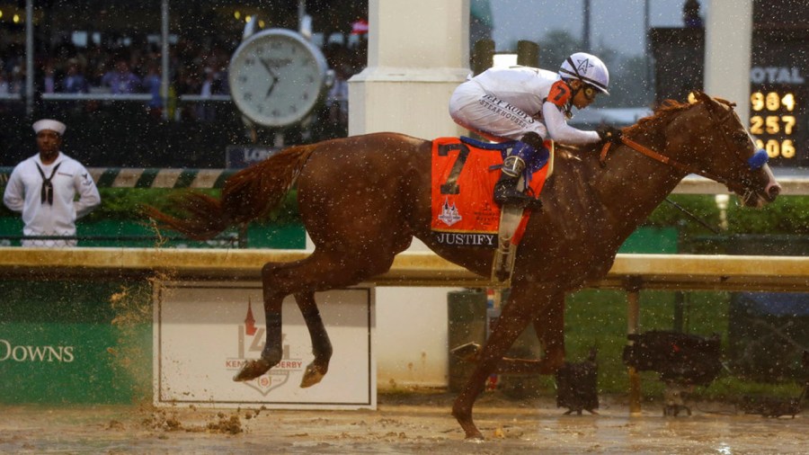 Kentucky Derby Horse Racing_1525562065141