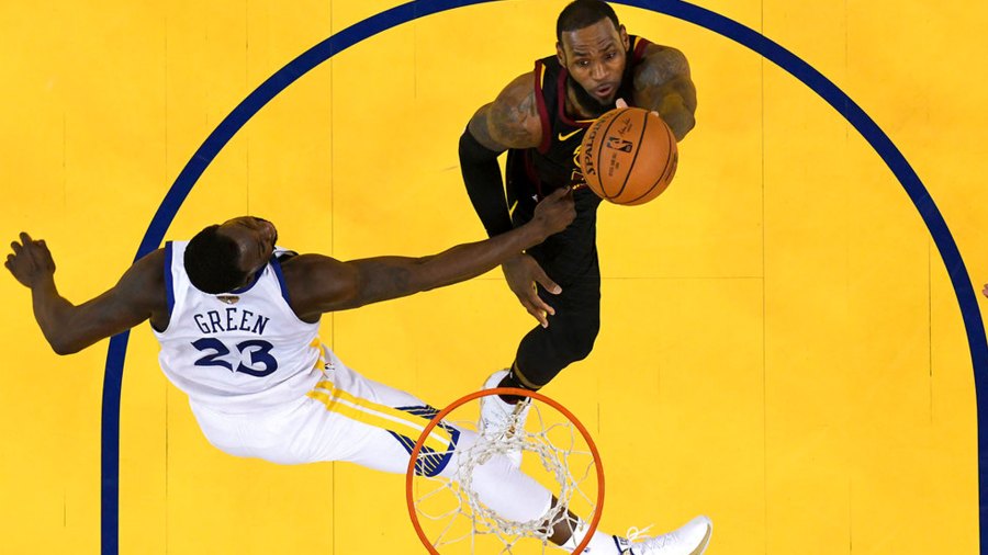 cavs-warriors_1528021770185.jpg