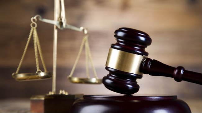 court-gavel_716177-846653543