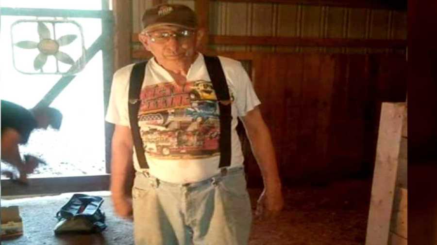 Mel Bricker, Lisbon, died in crash and medic stole from him-873777806