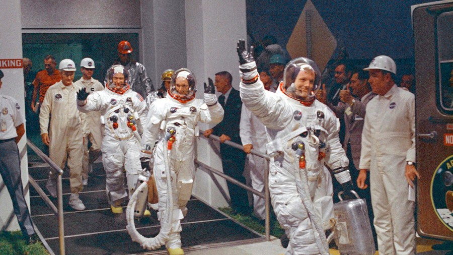 Astronaut Collection Auctions_1532105194062