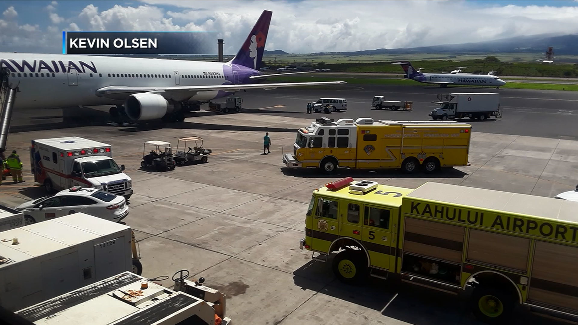 Pepper spray discharges during flight to Hawaii, 15 treated