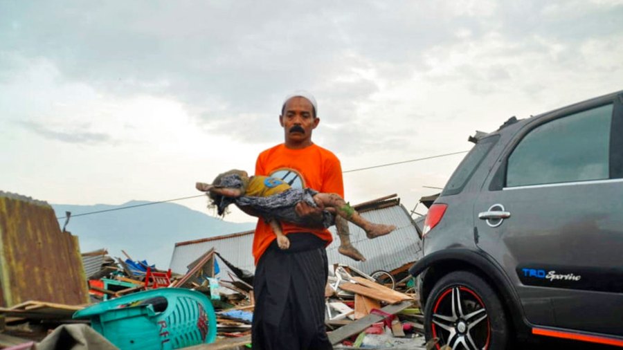 indonesia-quake_1538210476440.jpg