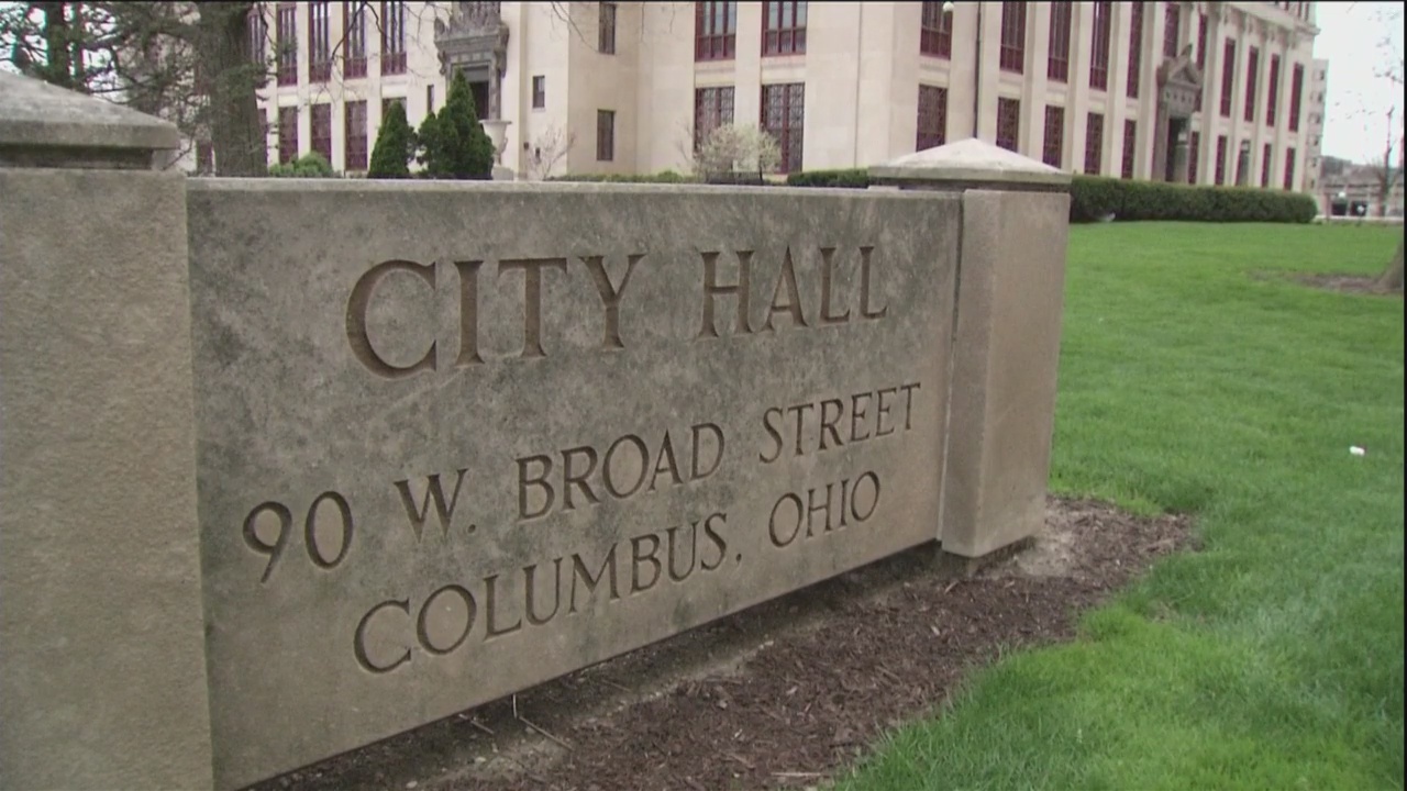 Columbus City Council members push for $15 minimum wage, but not for all employers