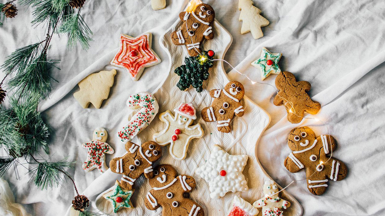 christmas-holiday-cookies_1543599487276_423394_ver1_20181130205009-159532