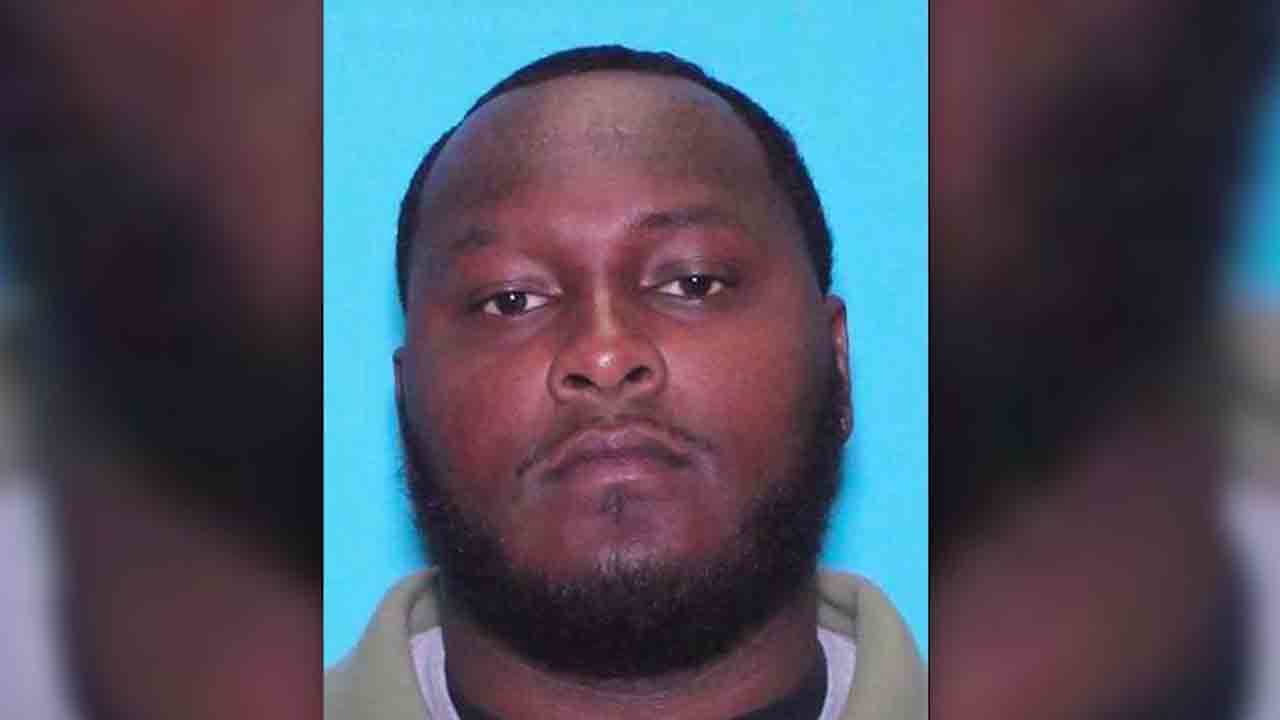 Police: 3 young children found dead in Texas apartment