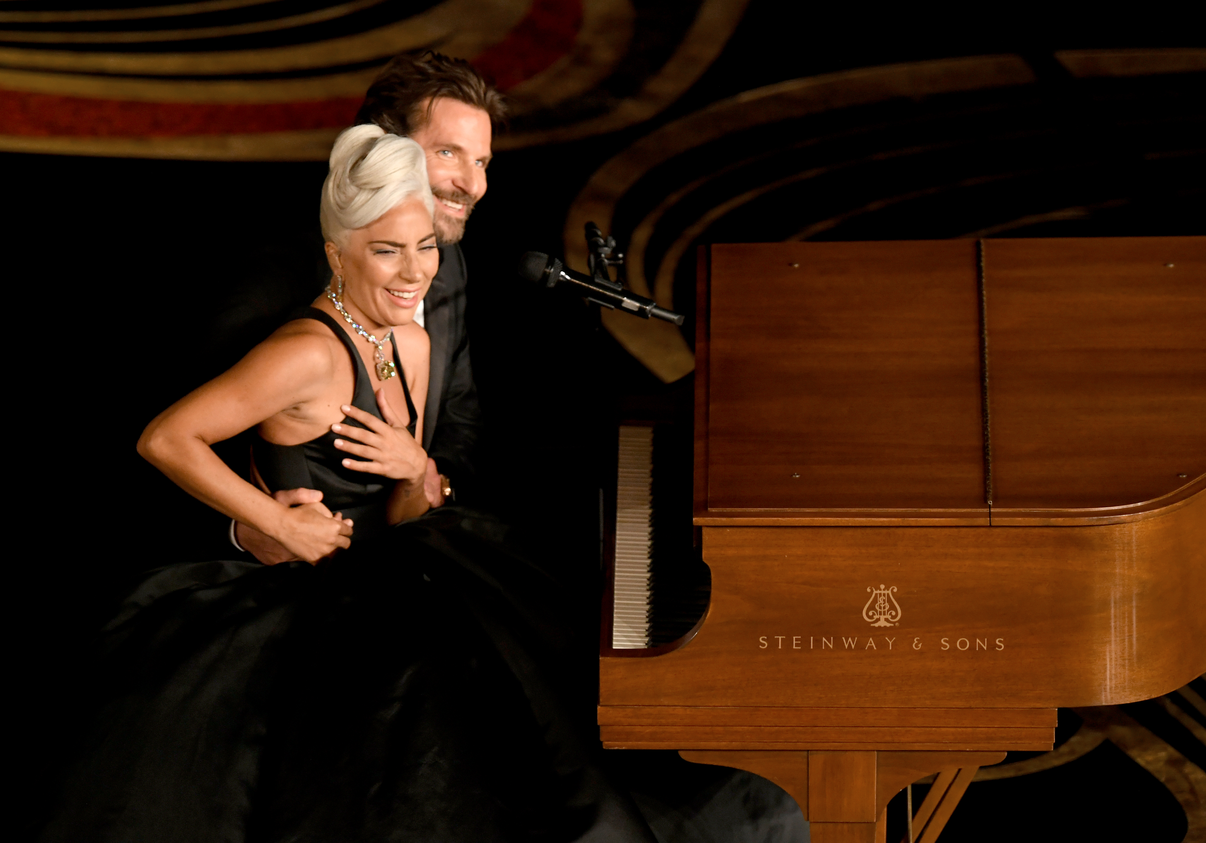 cooper gaga oscars performance4