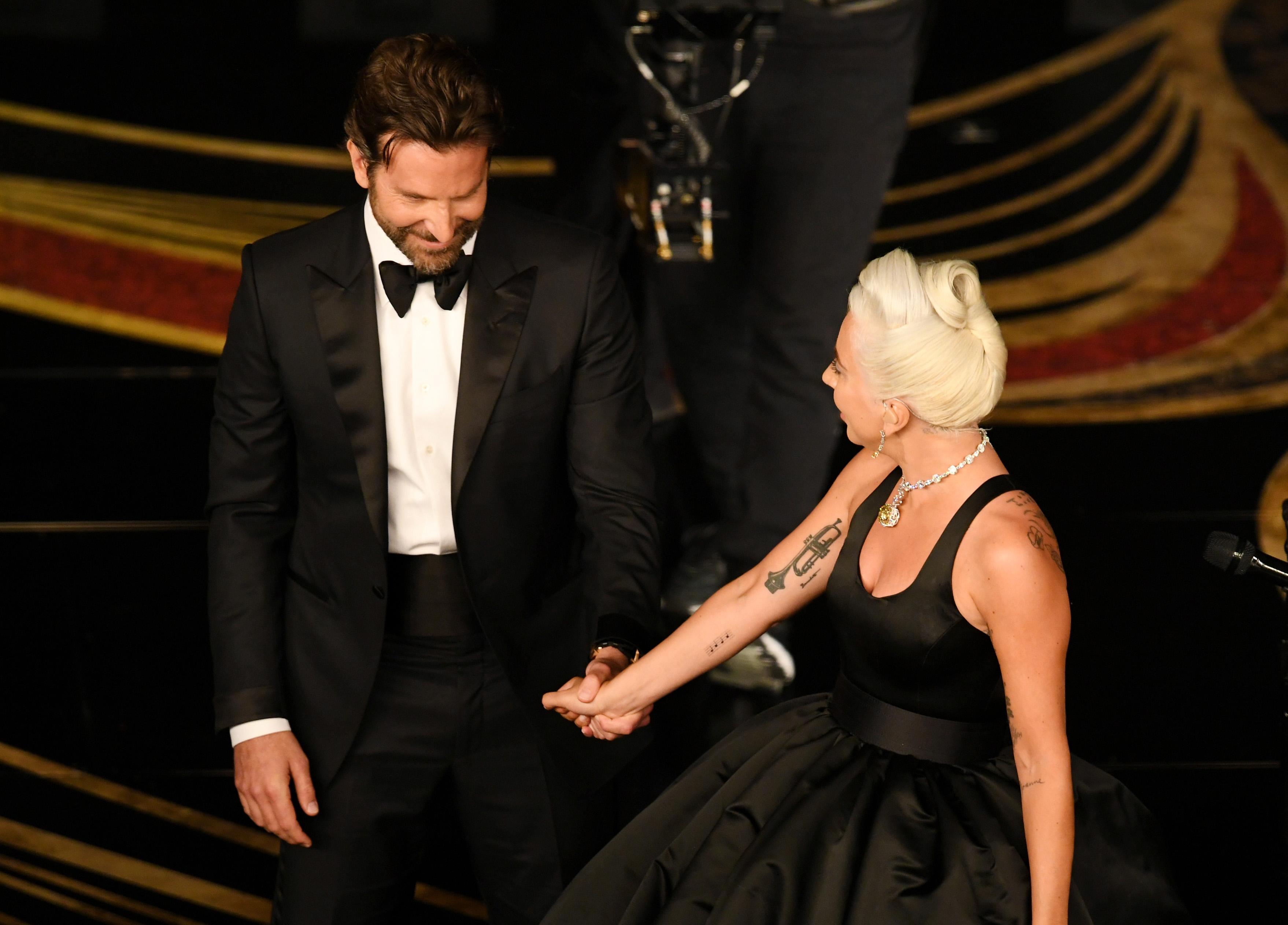 cooper gaga oscars performance5