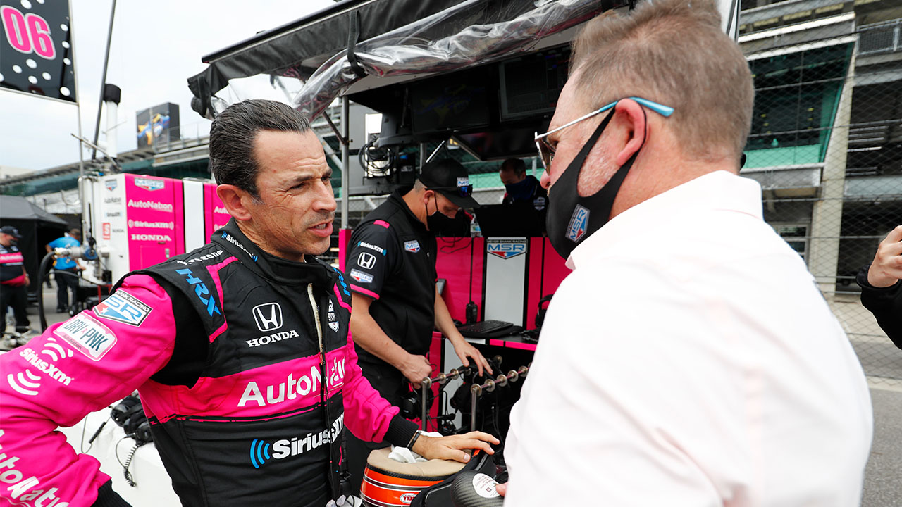 Castroneves Shank Indy 500 practice