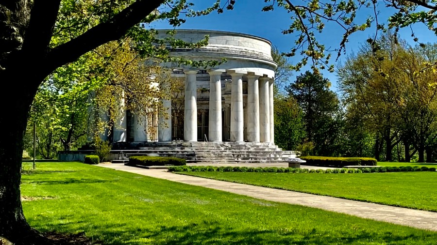 President Warren G. Harding Monument