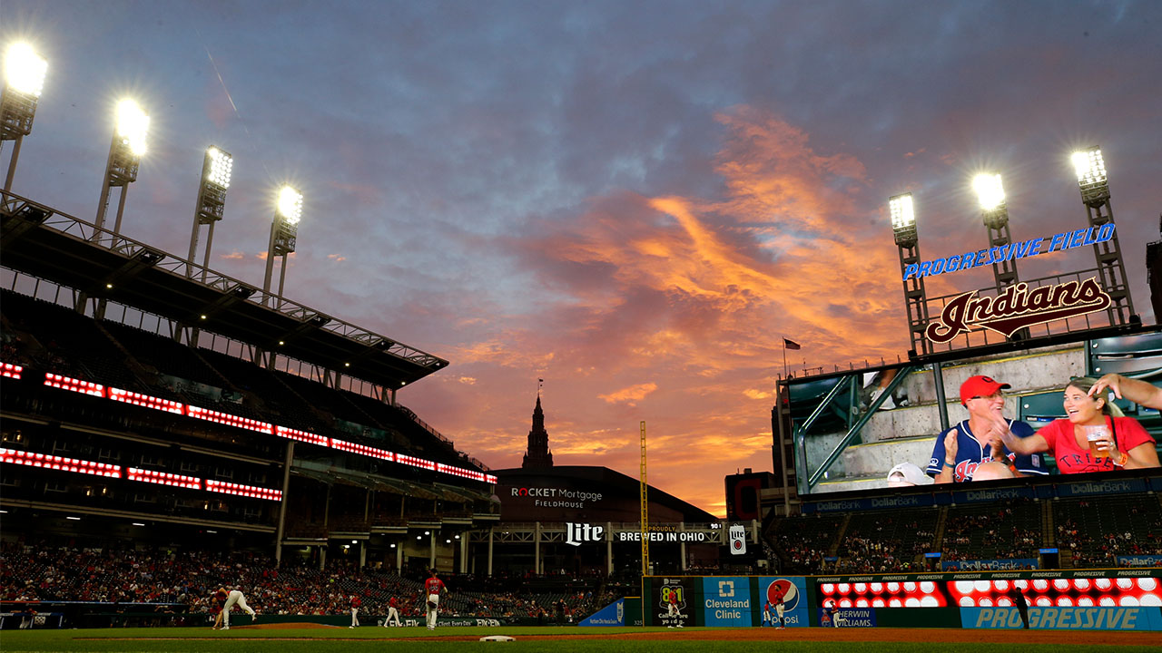 cleveland indians tigers progressive field summer night