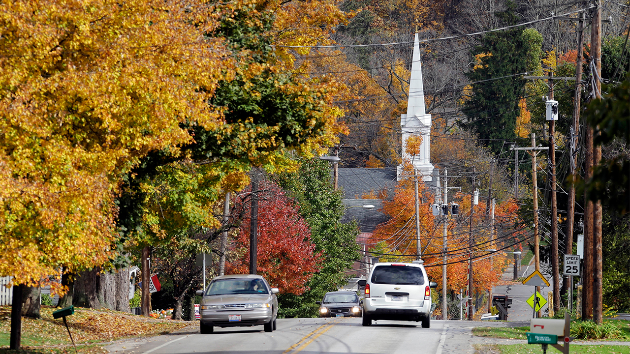 fall foliage autumn leaves peninsula ohio