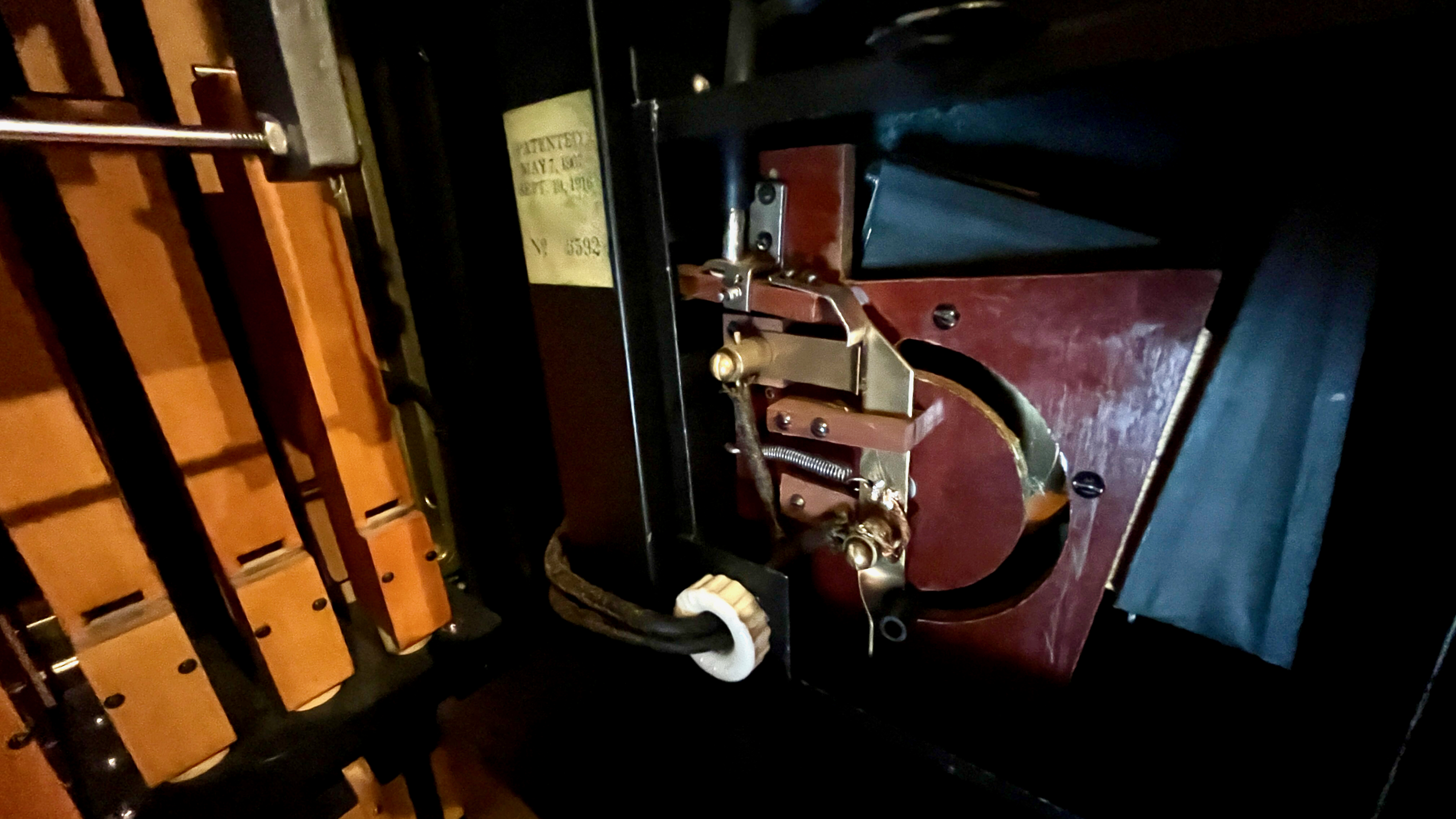 Inside orchestral nickelodeon