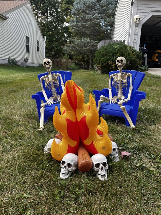 Jennifer Vickers' 2023 “Little Frights” Halloween decorations (Photo: Jennifer Vickers)