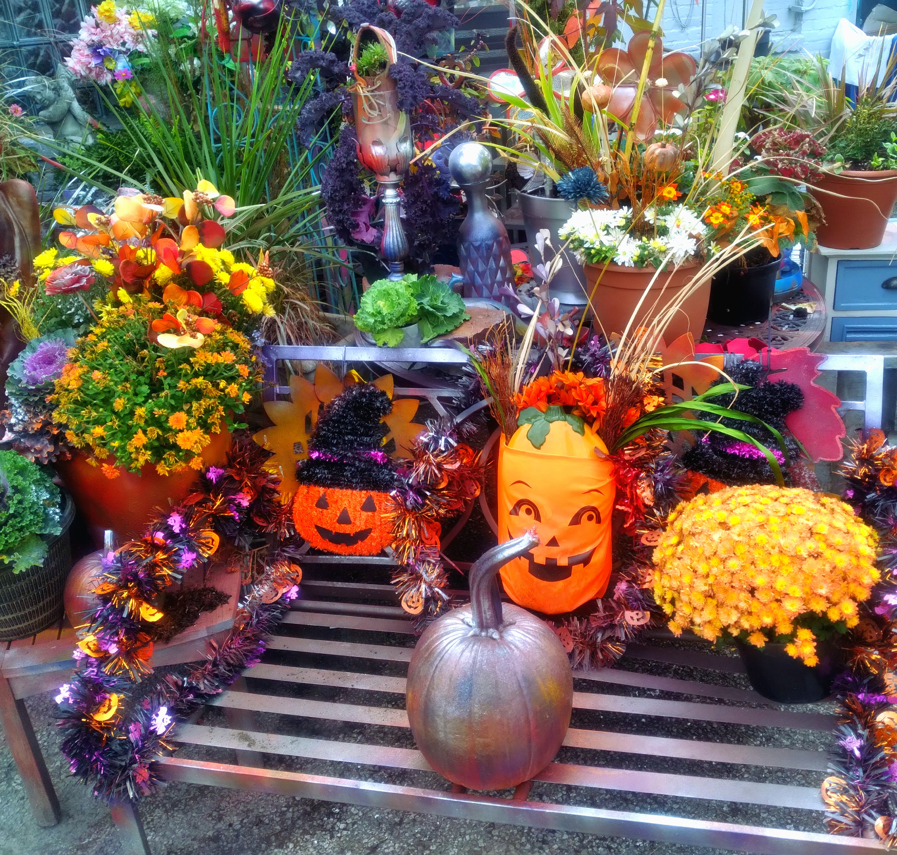 Andrew King's 2023 Halloween garden display (Photo: Andrew King)