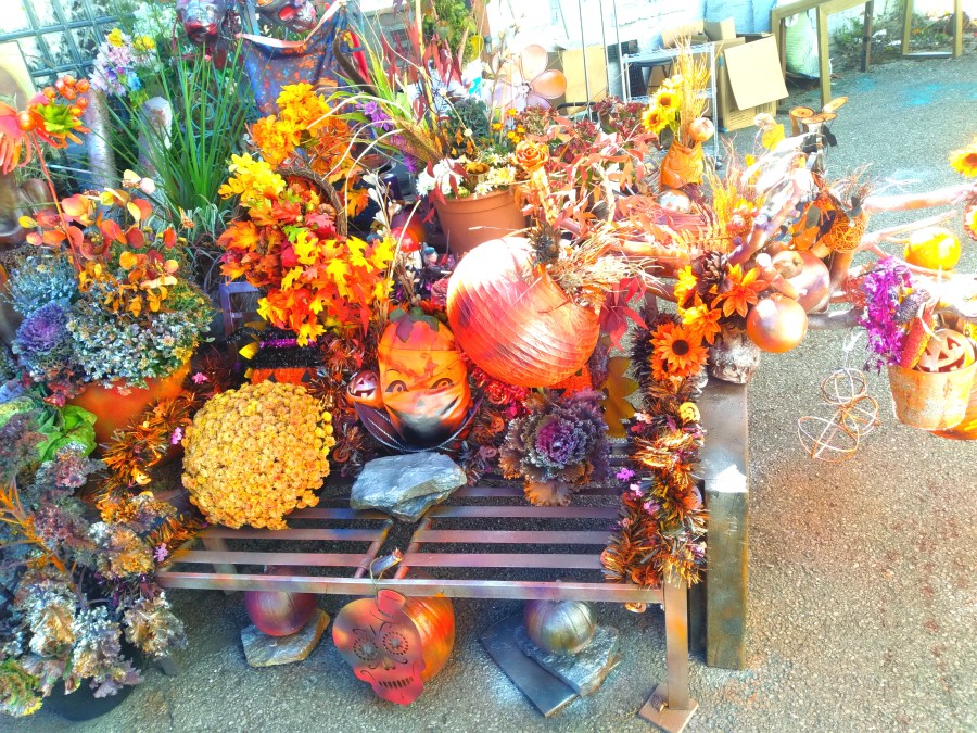 Andrew King's 2023 Halloween garden display (Photo: Andrew King)
