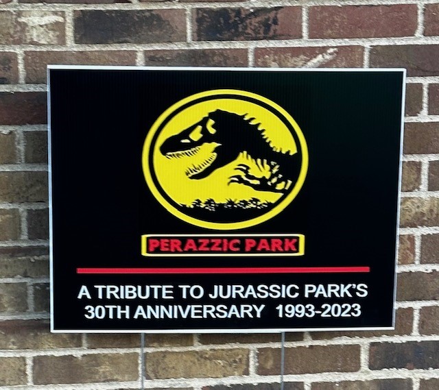 Robert and Gessica Peraza's 2023 "Perazzic Park" Halloween decorations (Photo: Robert and Gessica Peraza and Erika Pasko)