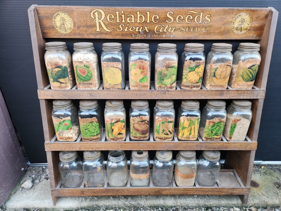 Seeds display