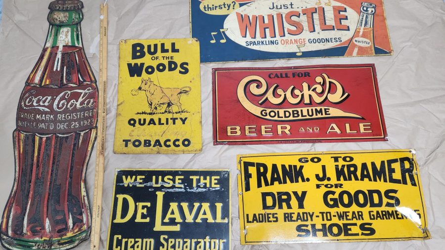 Small Vintage Signs. Spaghetti Warehouse auction item (Photo: Spaghetti Warehouse)