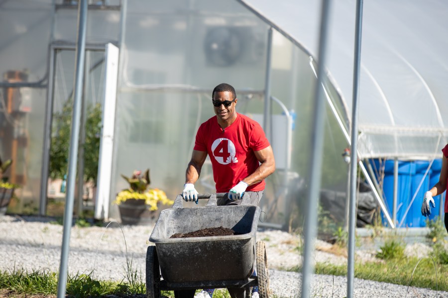 NBC4 volunteers worked at the Mid-Ohio Farm (Photo Courtesy: Carolyn Yaussy)