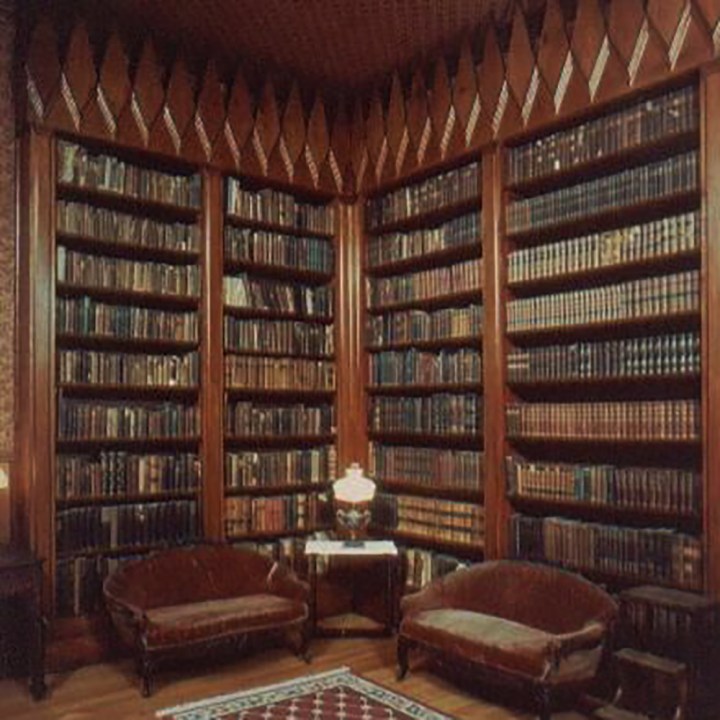 Piatt Castle Mac-A-Cheek Library