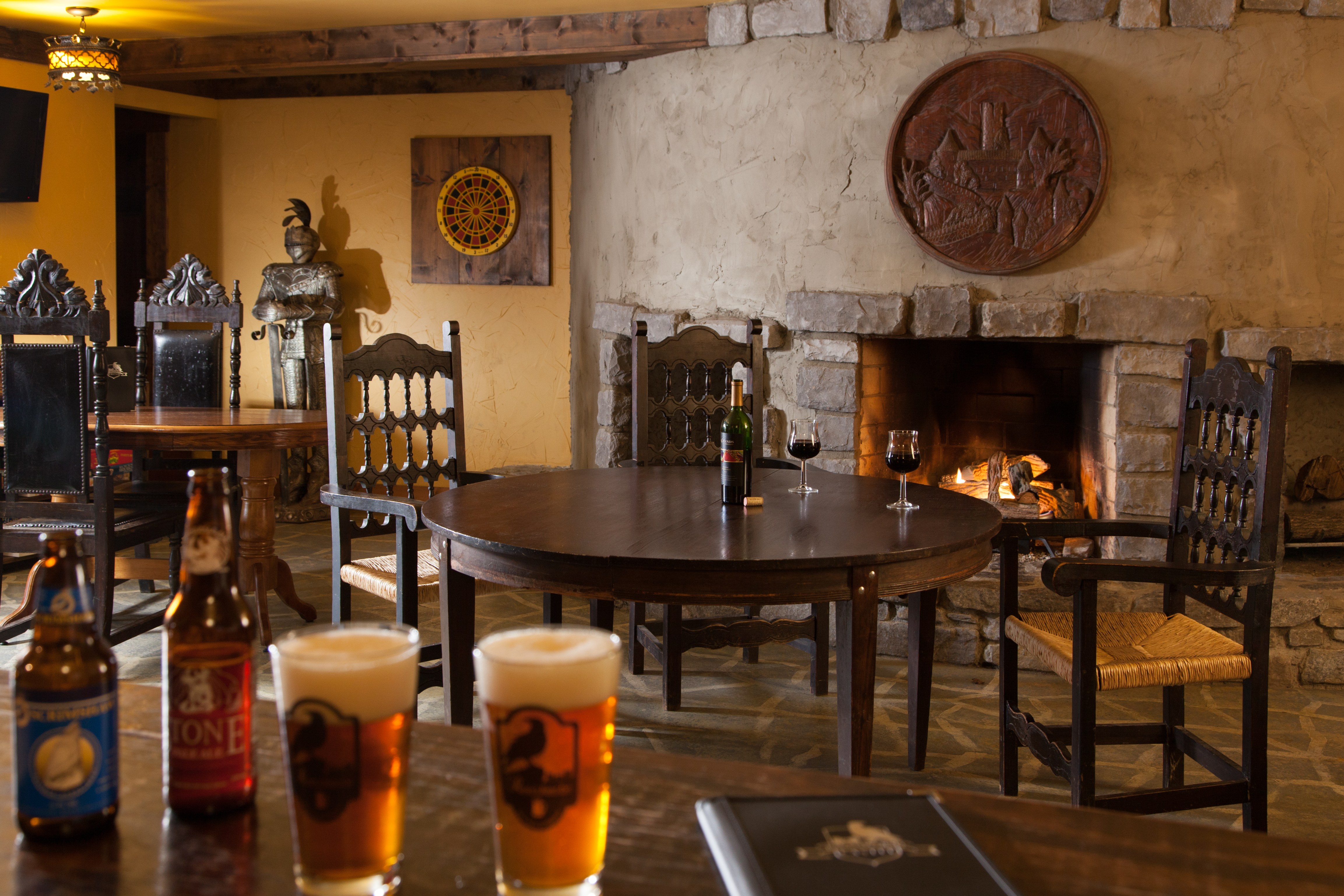 Ravenwood-u-Common-Pub-02