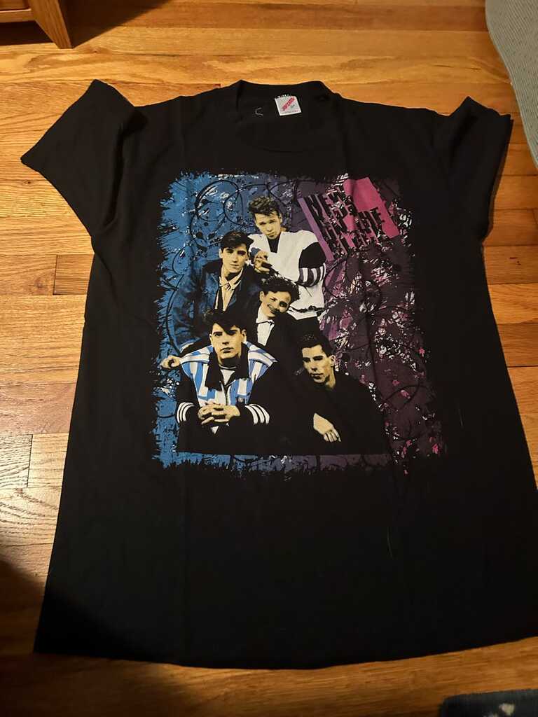 Item from Ashley Knott's KNOTB collection she is selling.