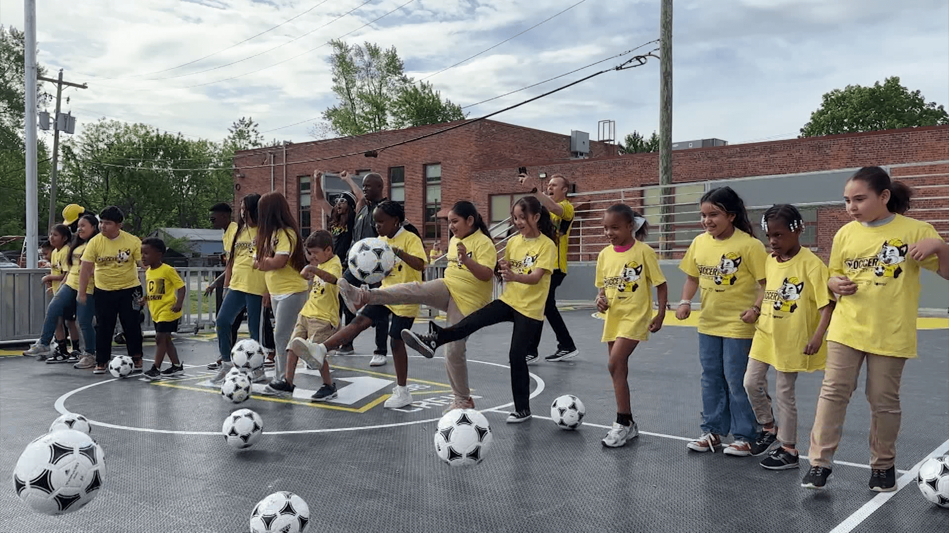 Columbus Crew dedicates new mini-pitch at Linden school.