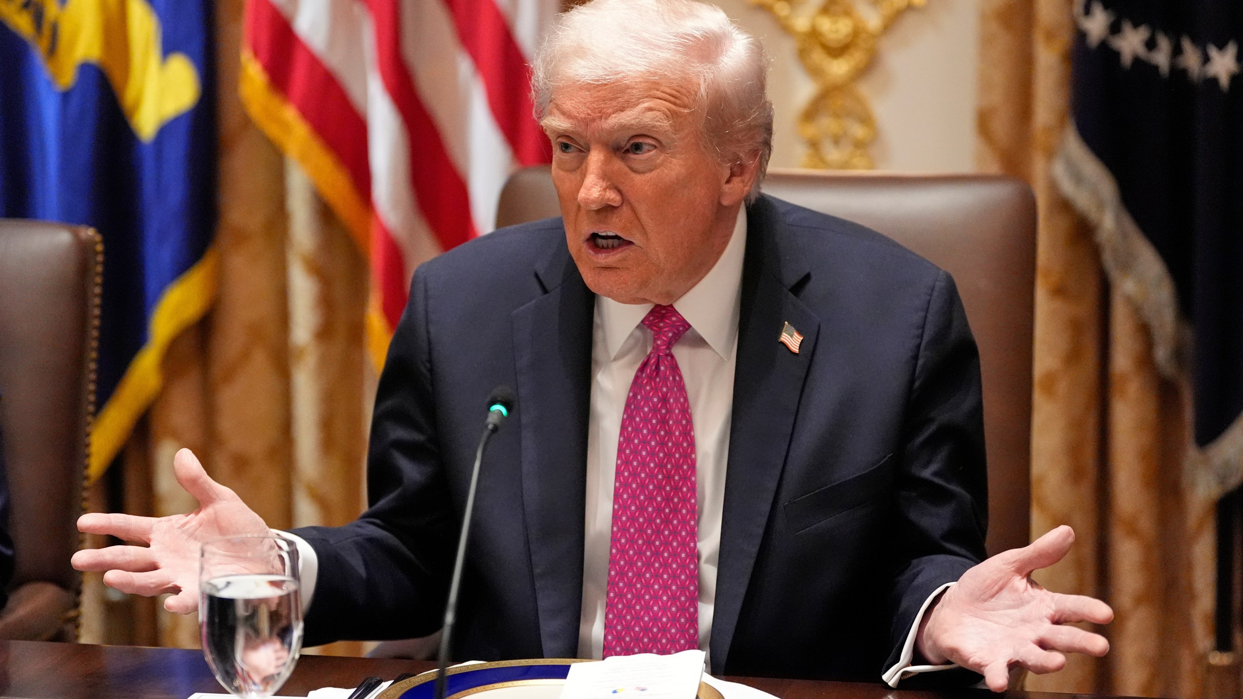 President Donald Trump speaks before a lunch with Ukraine's President Volodymyr Zelenskyy in the Cabinet Room of the White House, Friday, Oct. 17, 2025, in Washington. (AP Photo/Alex Brandon)